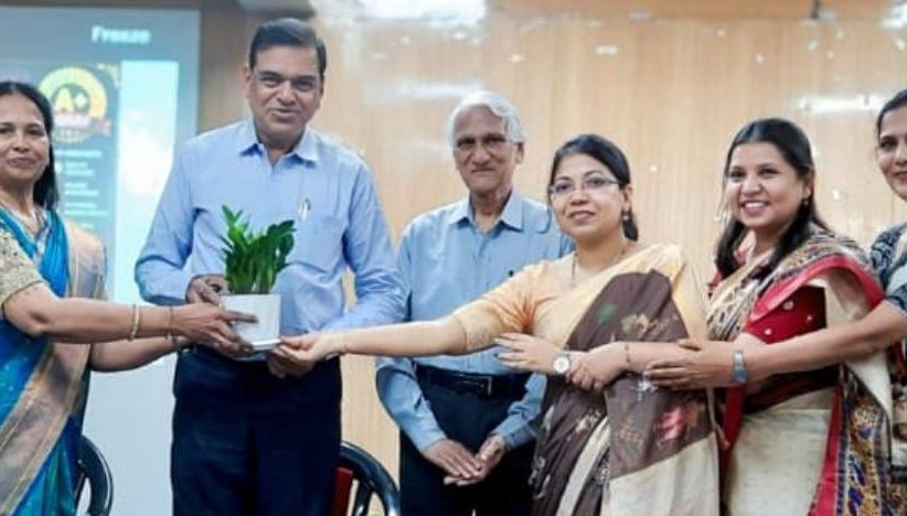 चिंचवड येथील प्रतिभा ज्युनिअर कॉलेजचा १३ वा वर्धापन दिन उत्साहात साजरा..