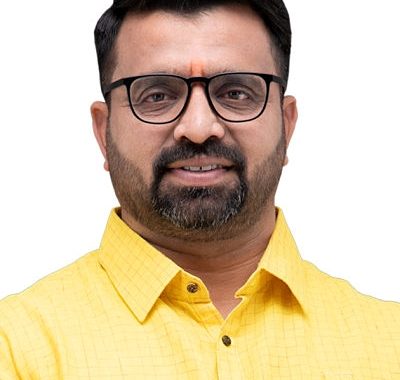 पिंपरी-चिंचवडच्या प्रलंबित महसूल व वनविभागीय प्रश्नांवर महसूल मंत्र्यांची बैठक...