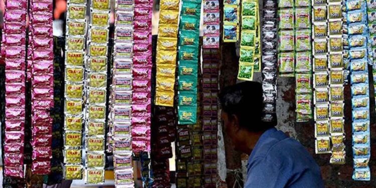 तुकाराम मुंडे यांच्या आदेशाला पिंपरी-चिंचवडमधील अवैध पान टपरीचालकांकडून केराची टोपली..