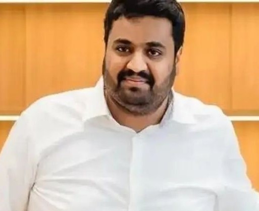 पुणे विधान परिषद निवडणुकीत मोठा राजकीय ट्विस्ट..