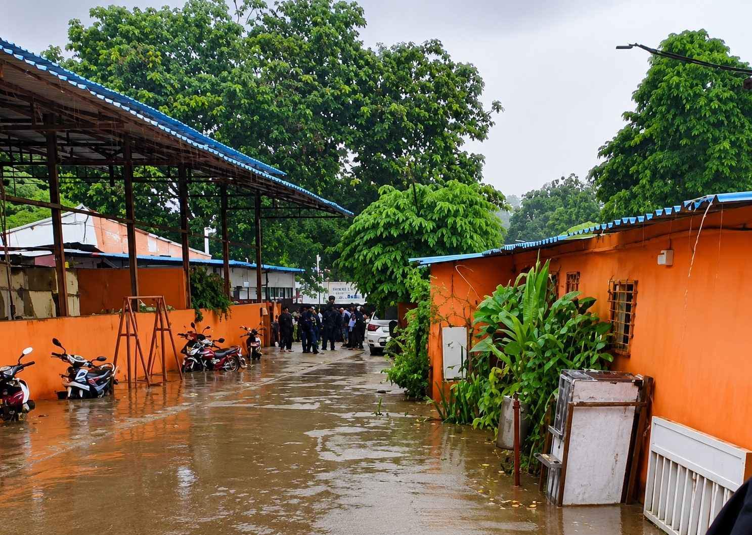 महाराणा प्रताप गोशाळेत पुराचे पाणी; २०० हून अधिक गायी संकटात, मदतीचे आवाहन...