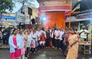 निगडीत संत तुकाराम महाराज पालखीचे पुष्पहार अर्पण करून स्वागत...