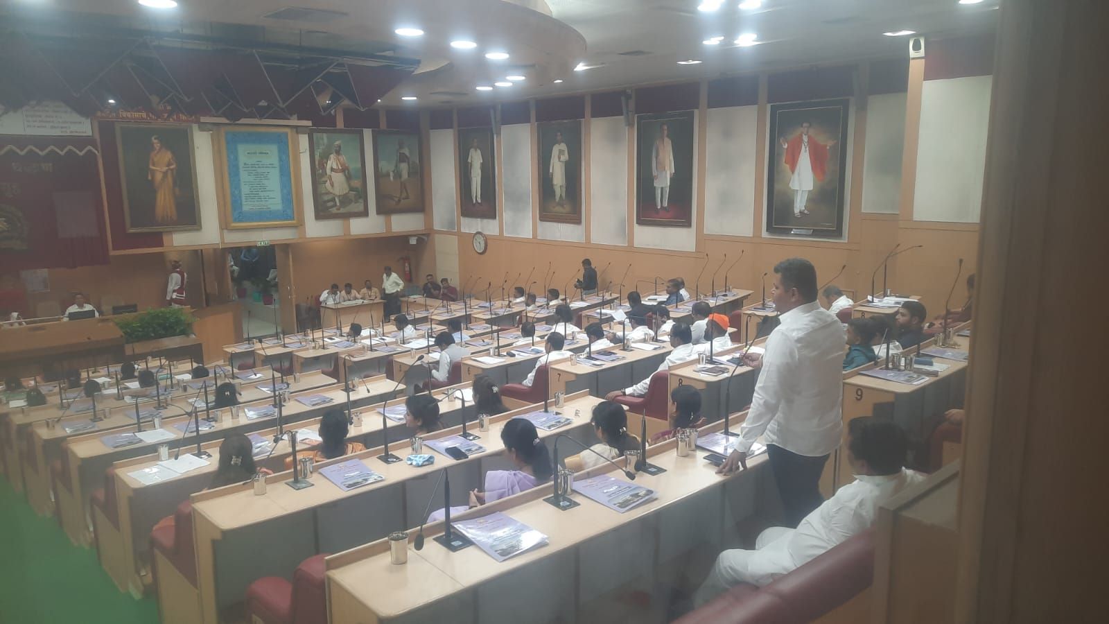 मोशी दुर्घटनेतील मृतांच्या नातेवाईकांना जास्तीत जास्त मदत देणार, जखमींना सहकार्य करू - अभिषेक बारणे...
