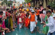 विठूनामाच्या गजरात दुमदुमली अभंग इंग्लिश मिडीयम स्कूलची बालवारी...