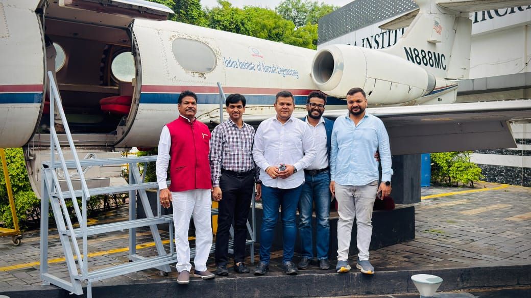 विद्यार्थ्यांनी केवळ पदवी नव्हे, तर एव्हिएशन क्षेत्रातील जागतिक दर्जाचे व्यावसायिक कौशल्य आत्मसात करावे - अभिषेक बारणे...