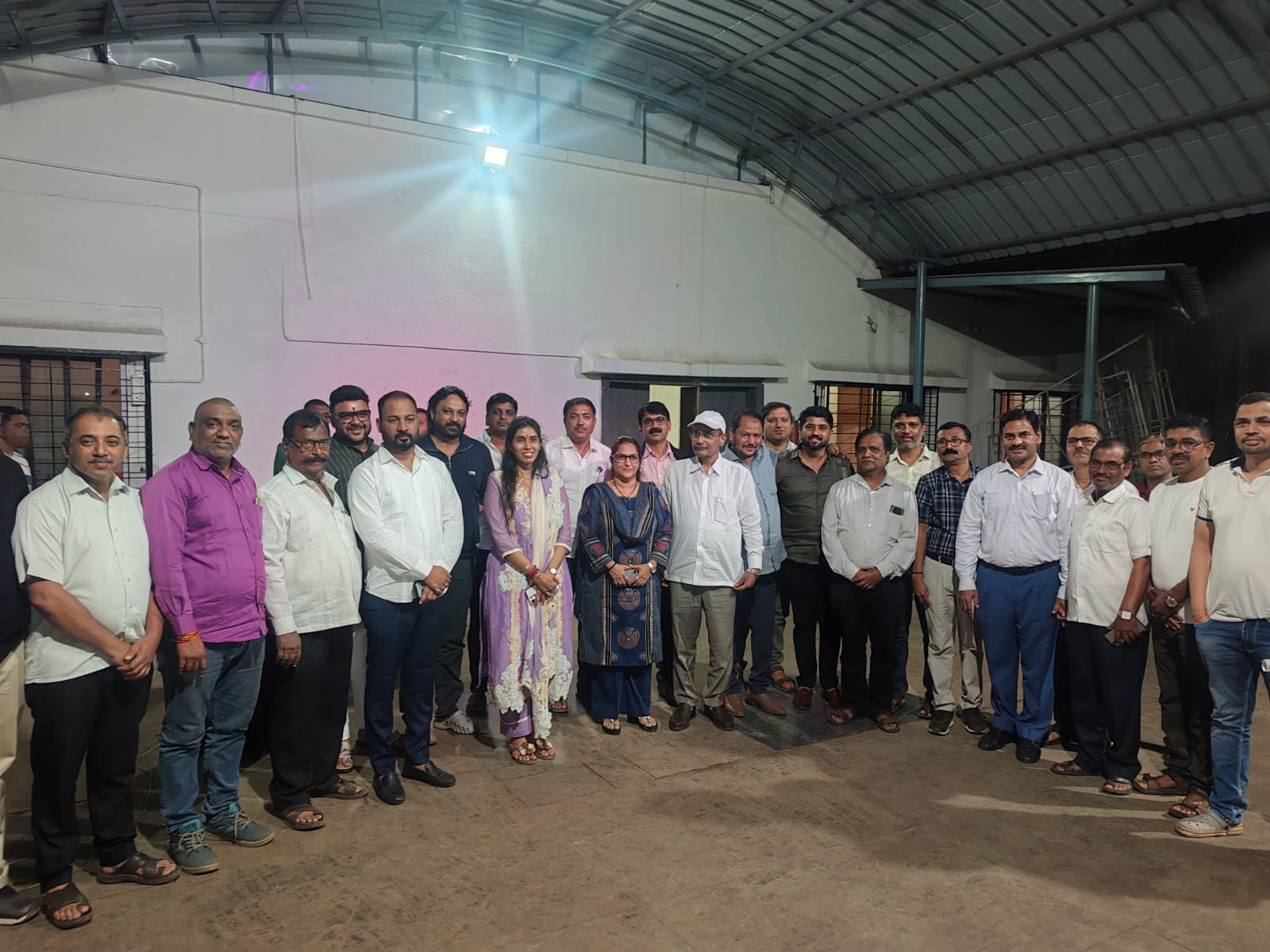 प्रभाग ११ आणि १३ मधील नागरिकांनी नगरसेवकांसमोर वाचला समस्यांचा पाढा.. 