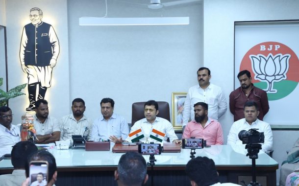 मोशी दुर्घटनेतील मृत कर्मचाऱ्यांच्या कुटुंबीयांना कंपनीकडून ४० लाखांची मदत..