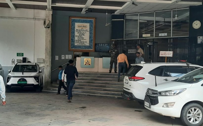 आचारसंहितेमुळे महापालिका अधिकारी रिलॅक्स मूडमध्ये..