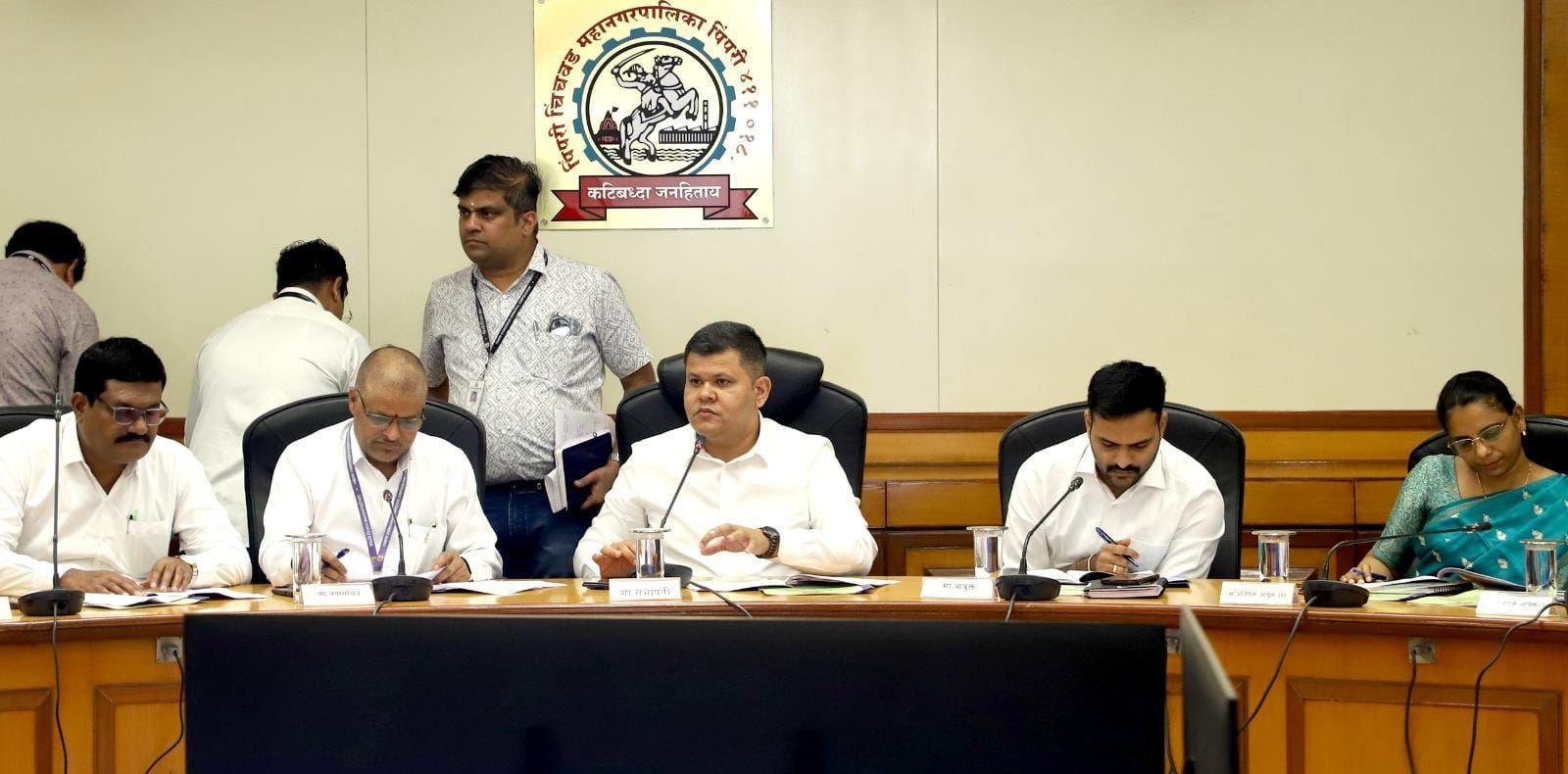 स्थायी समितीच्या सभेत विविध महत्त्वपूर्ण विकासकामांना मंजुरी...