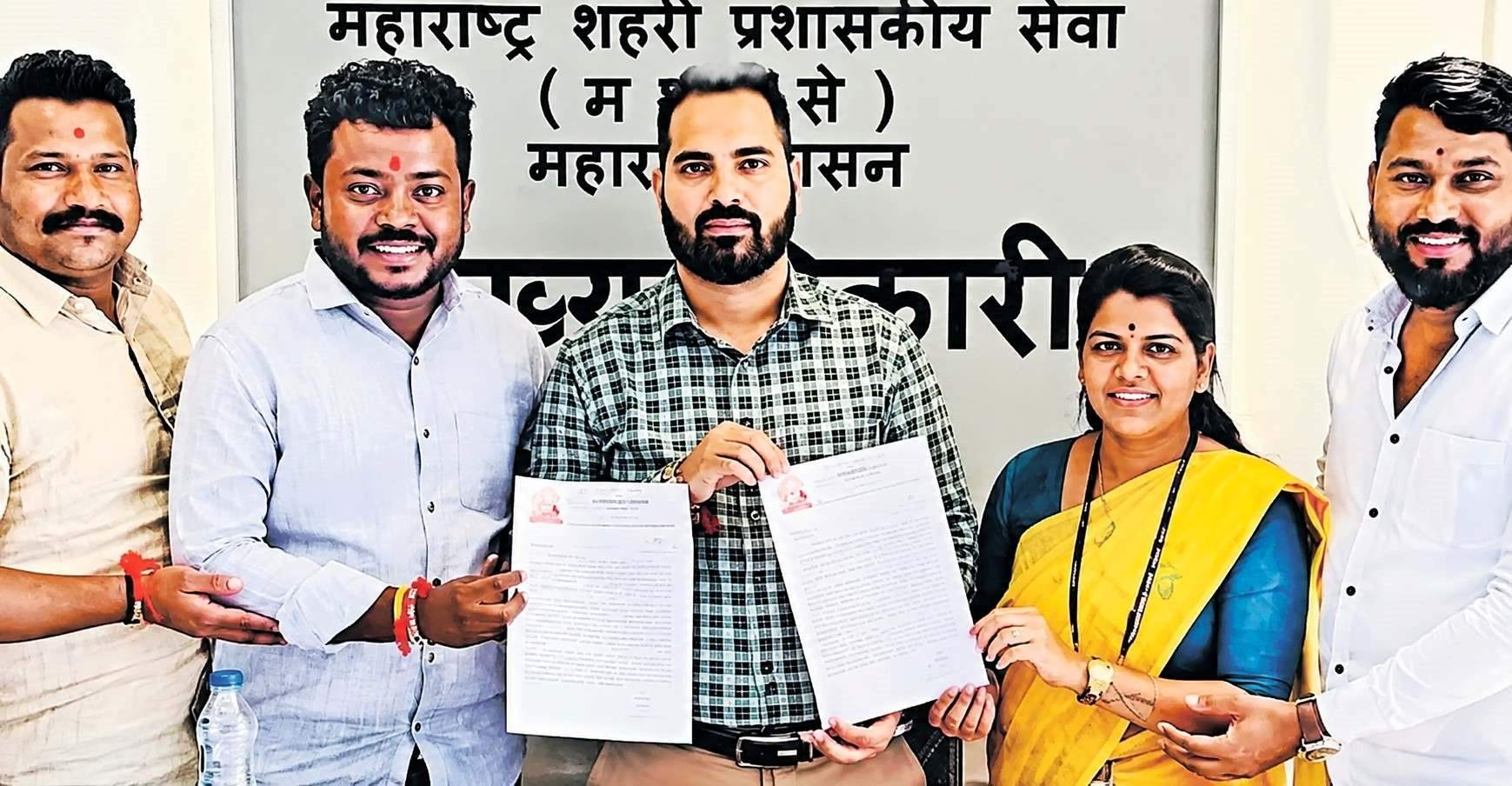 गायरानवरील घरांना अभिलेखात स्थान द्या..