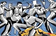 चिखलीत कंपनीच्या कार पेंट शॉपमध्ये कामगाराला लोखंडी पाइपने मारहाण...