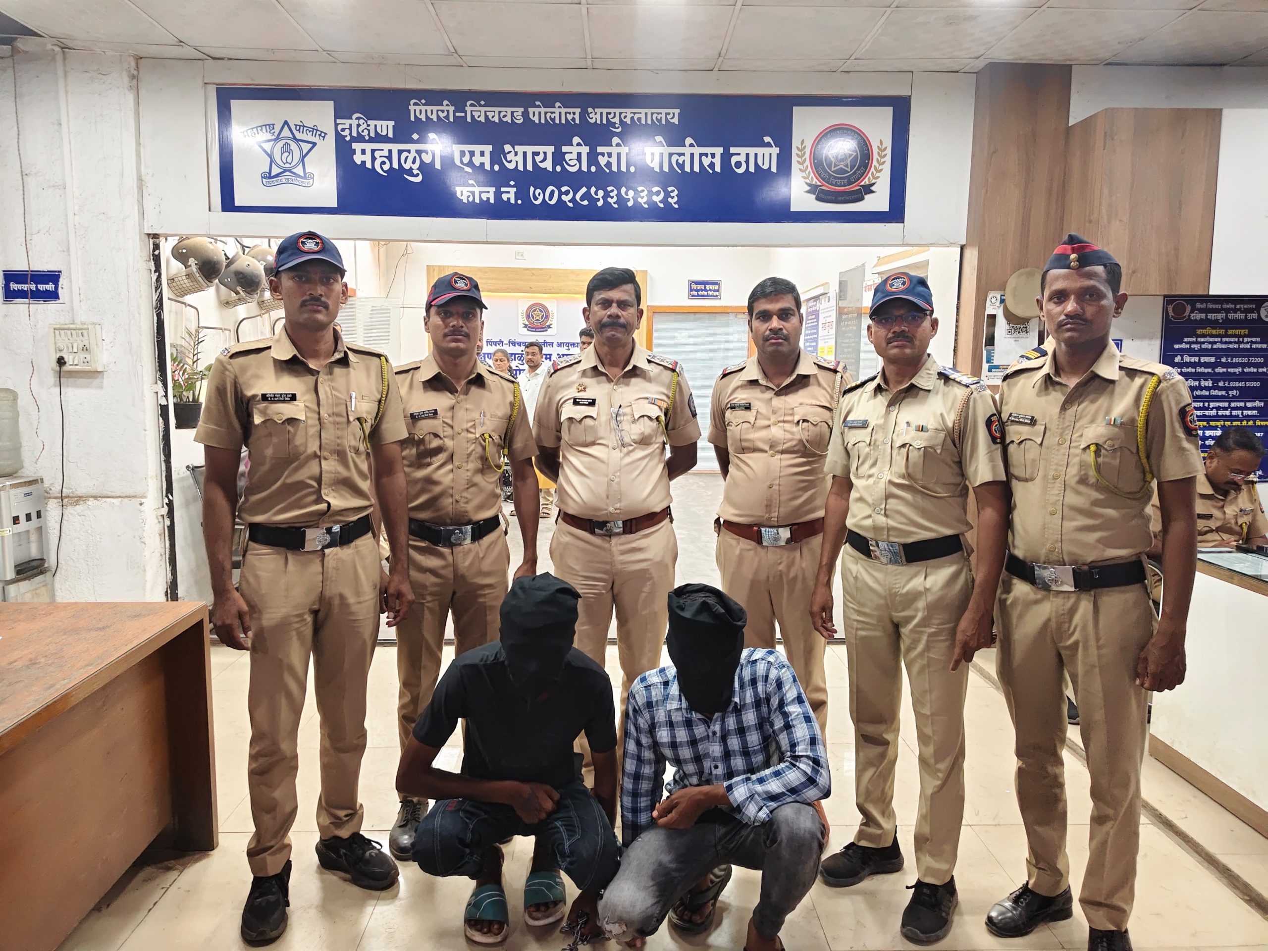 रिक्षातील प्रवाशाला कोयत्याचा धाक; २४ तासांत टोळी जेरबंद..